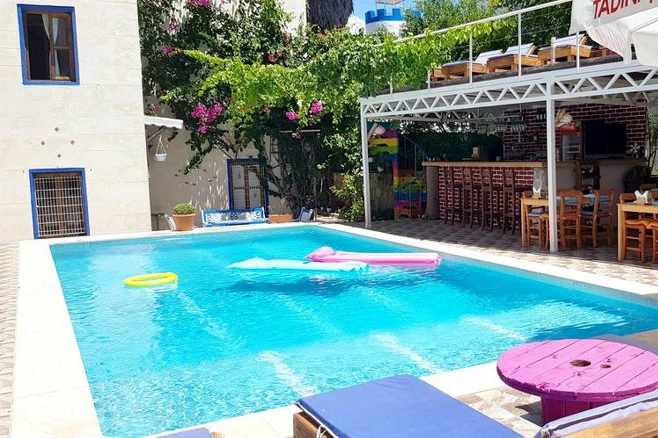 Hakan Hotel Bitez Exterior foto